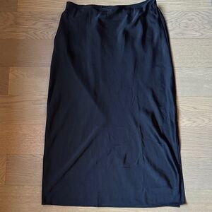 Great condition black slip skirt
